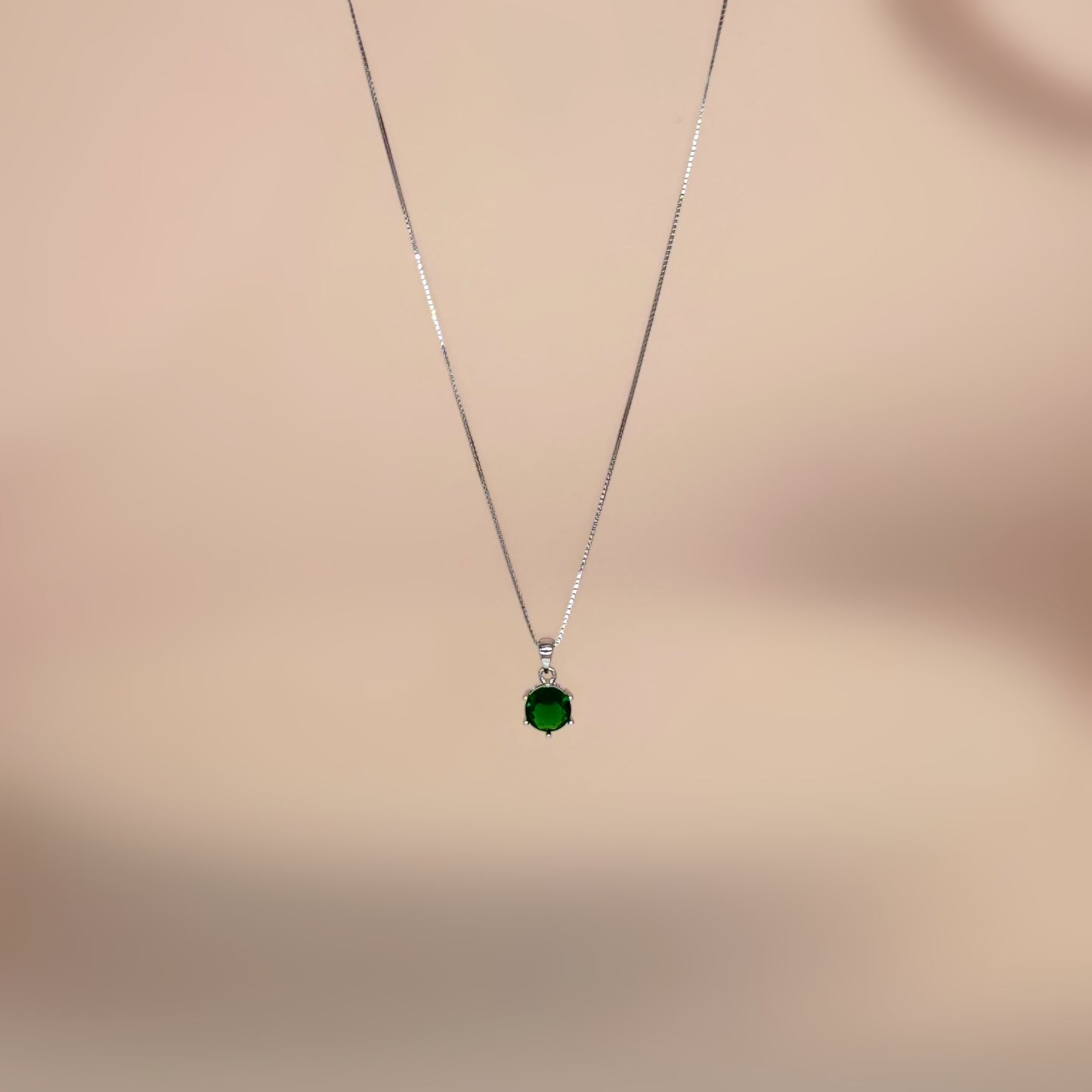 Green Solitaire Necklace in Italian 92.5 Silver
