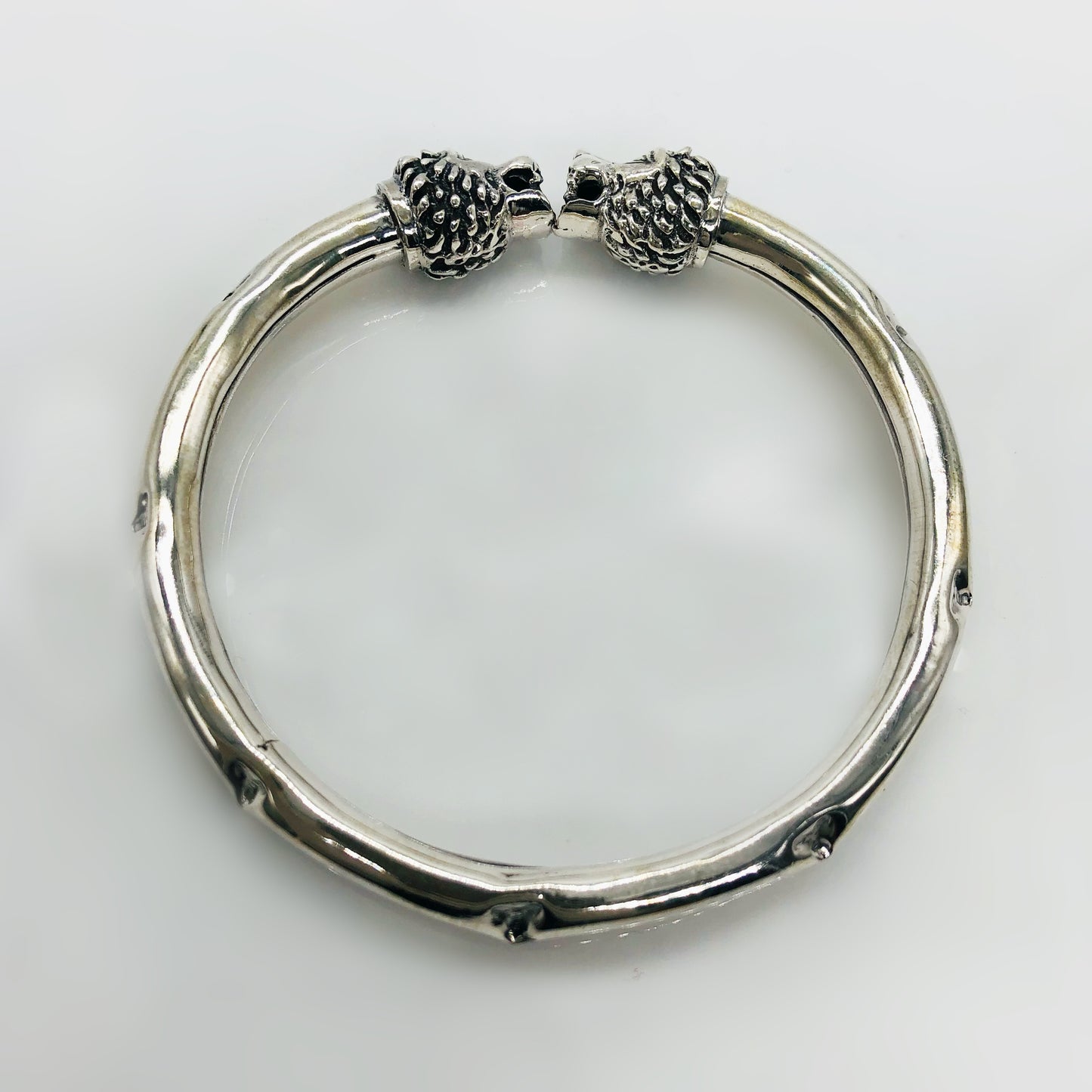 Oxidised Hollow Lion Head Men’s Kada