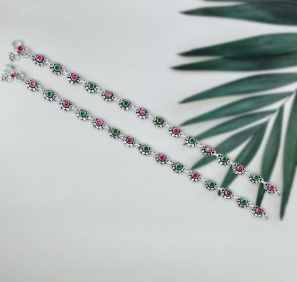 Half Round Payal with Cut Stone Detailing