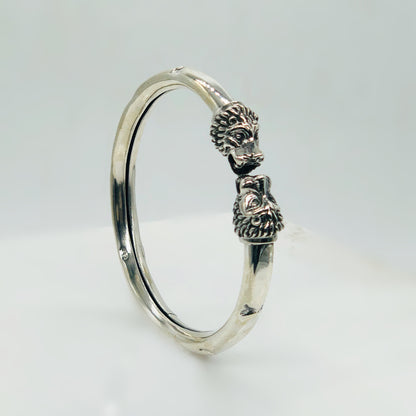 Oxidised Hollow Lion Head Men’s Kada