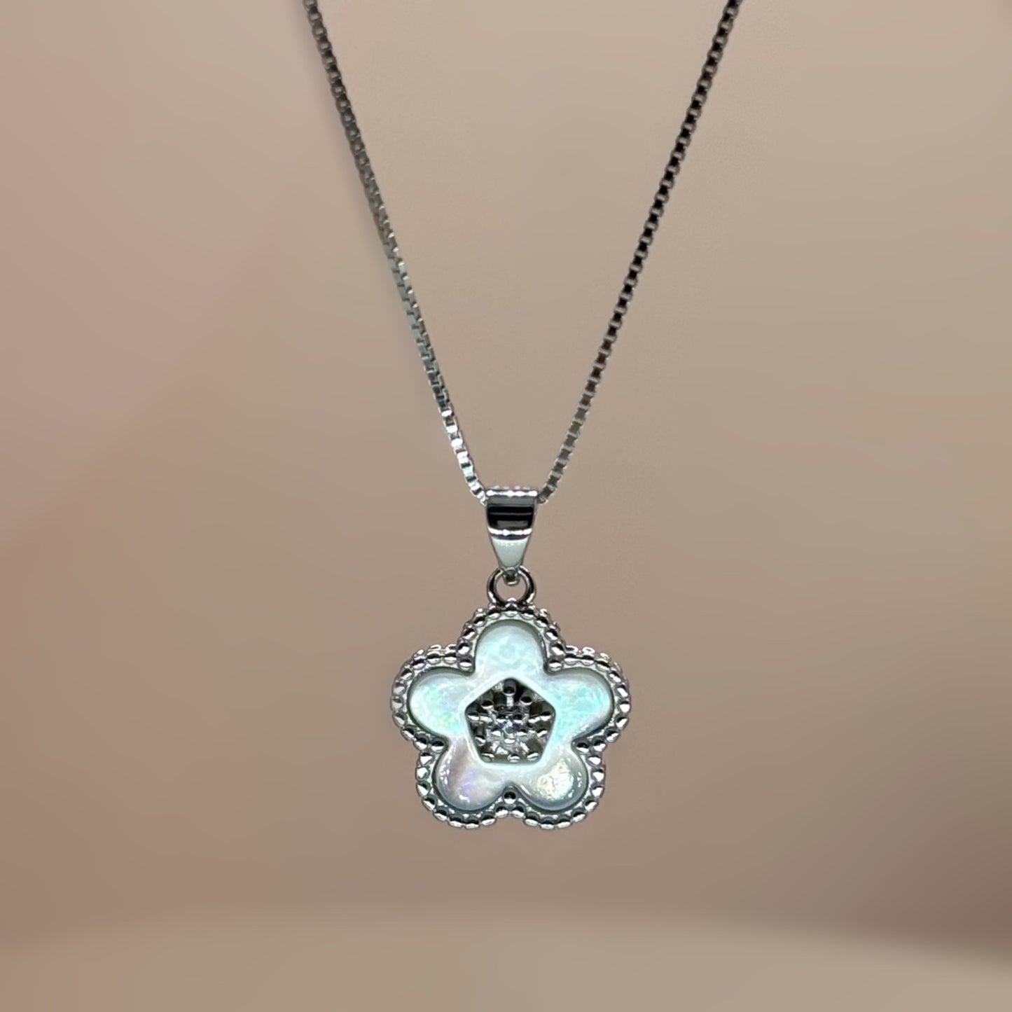 Elegant Flower Set in Italian 92.5 Silver