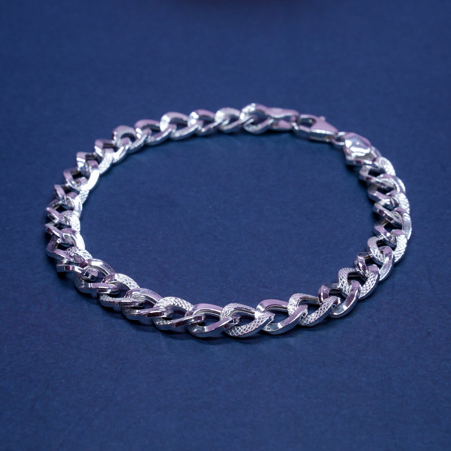 Men’s Hollow Classic Chain Bracelet