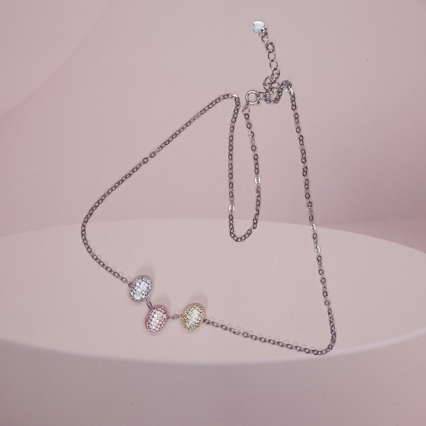 Trio style  chain pendant