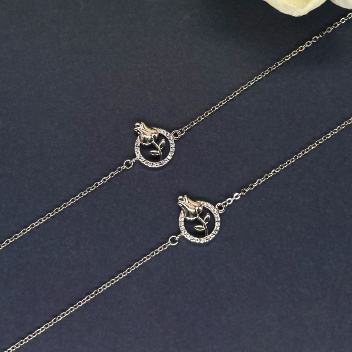 Royal Dove Charm Anklet in Italian 92.5 Silver